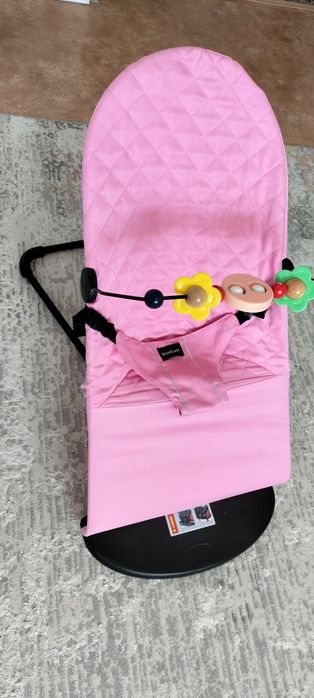 Шезлонг в хорошем состянии