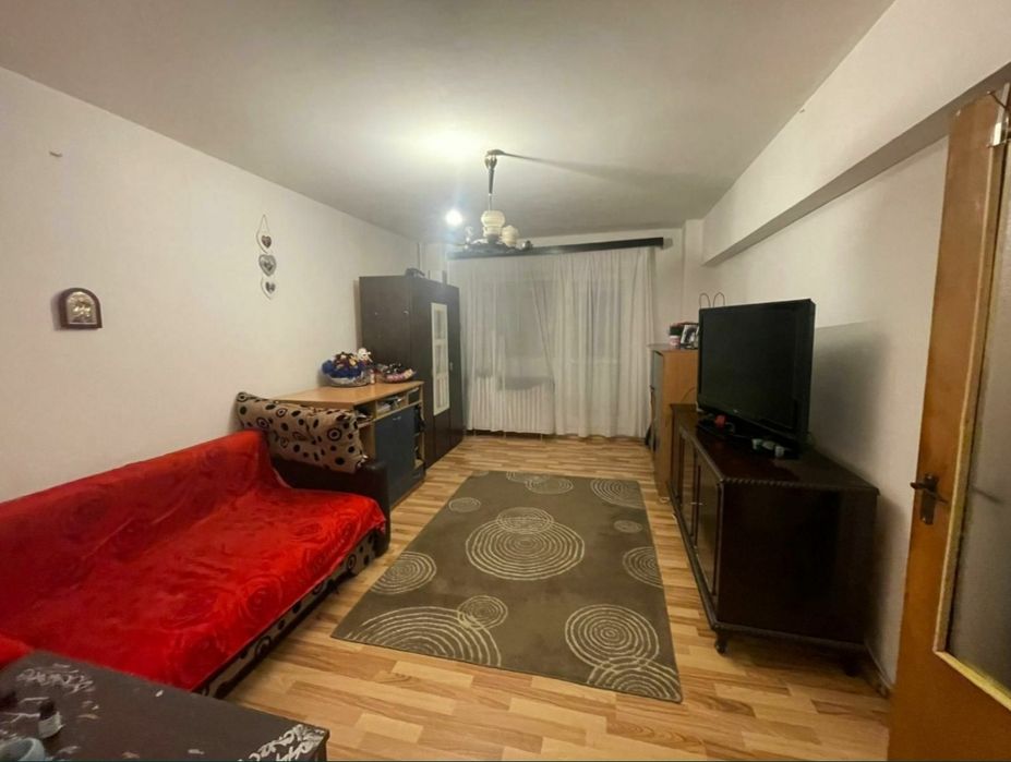 Bucuresti Tei Strada Teiul Doamnei 2 semidecomandate 85000 euro