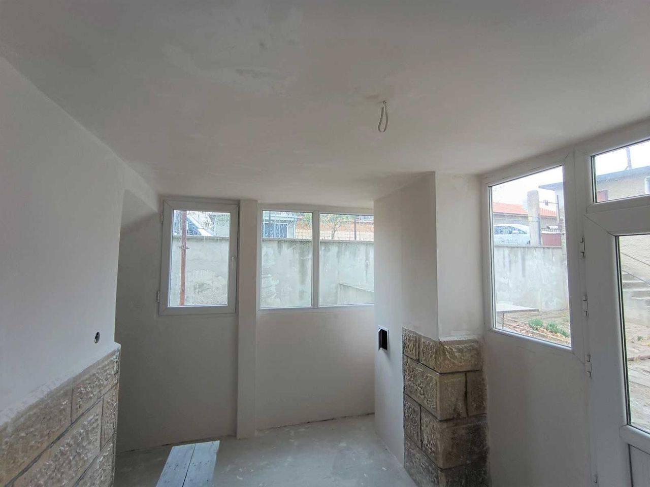 Продава се Къща в с. Гецово, Област Разград - 142 кв.м за 647 €/кв.м - Снимка #11
