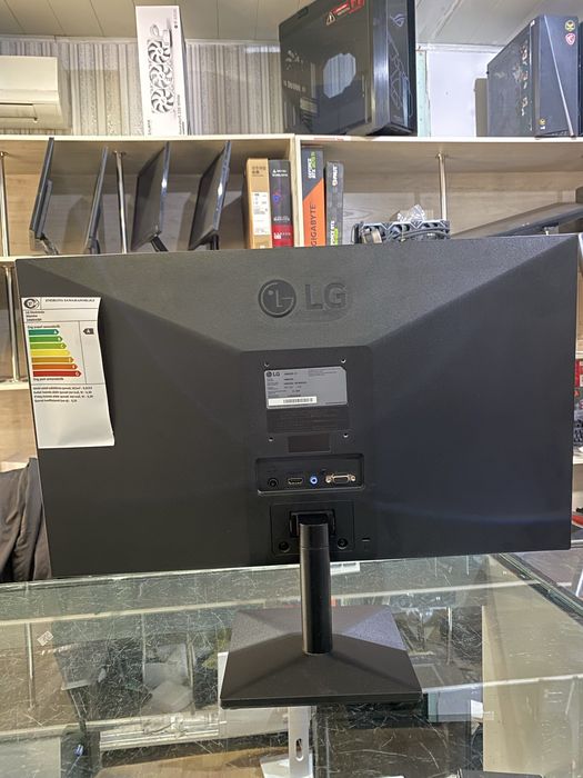 LG 24" Manitor Holati zo'r