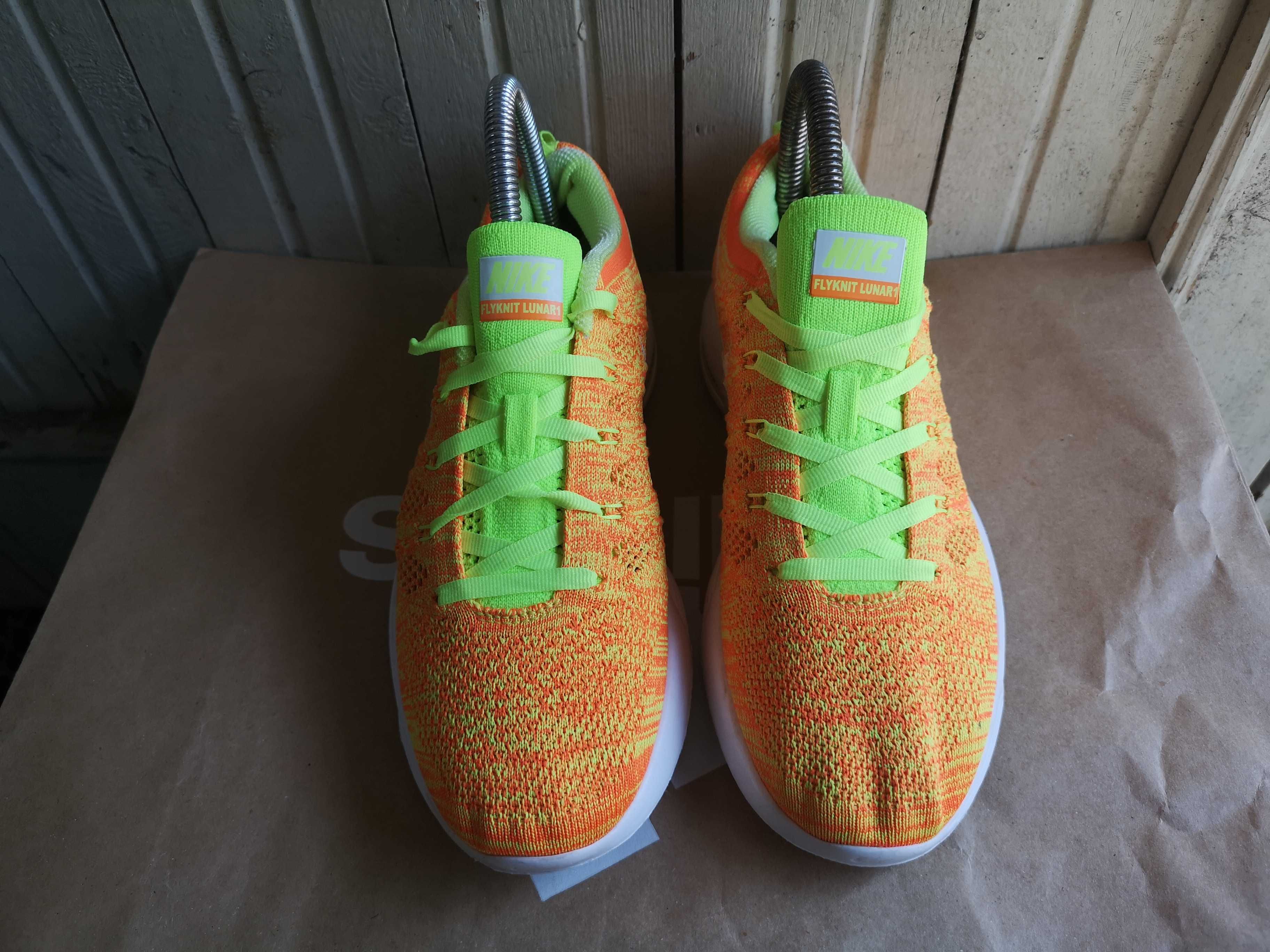 ''Nike Flyknit Trainer''оригинални маратонки 38 номер