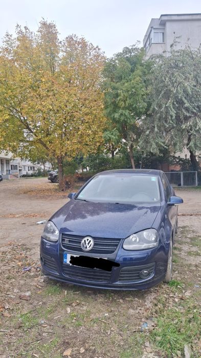Vând Wolkswagen Golf 5 GT