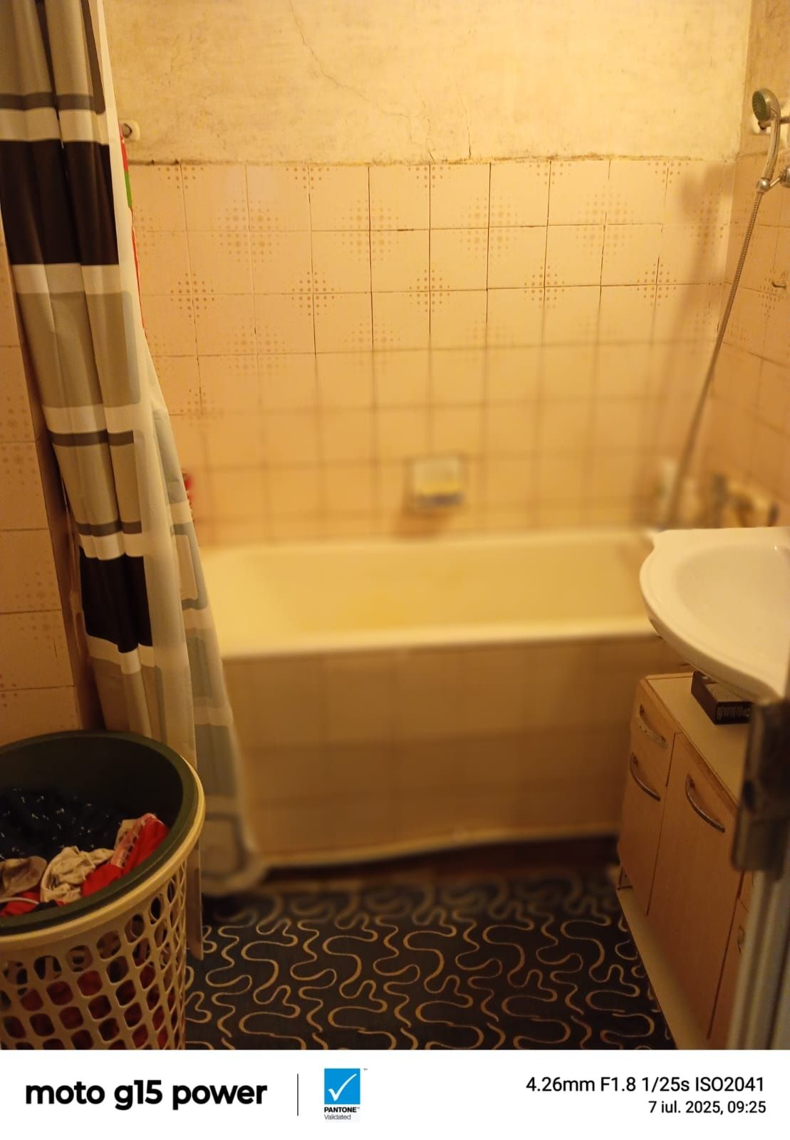 Vând apartament cu 2 camere