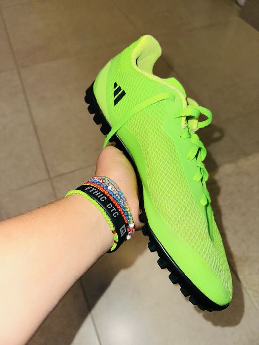 Ghete de fotbal sintetic adidas