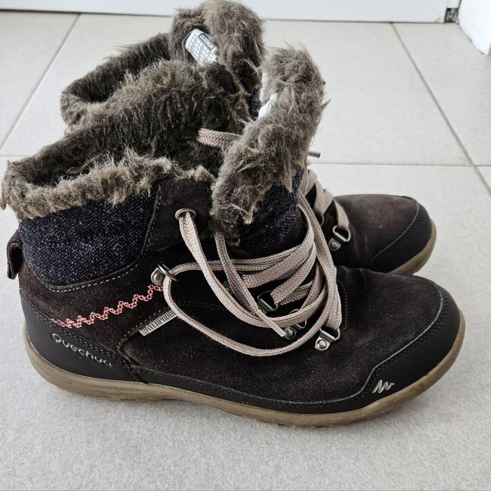 Ghete impermeabile marime 37