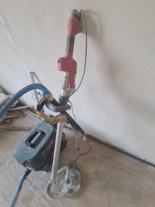 Aspirator bosch + girafa șlefuit pereti
