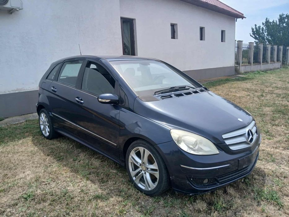 Vand b class accept si variante