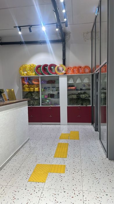 Витринная шкаф для магазинов и аксесуров для продажи