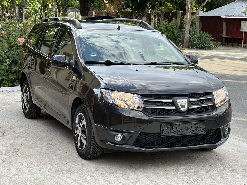 Logan MCV 2014 1.2i  195.000Km