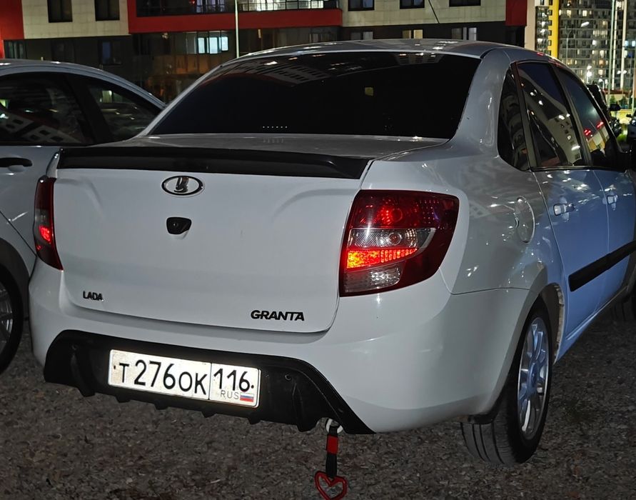 Диффузор Спойлер Lada Granta 11-18год
