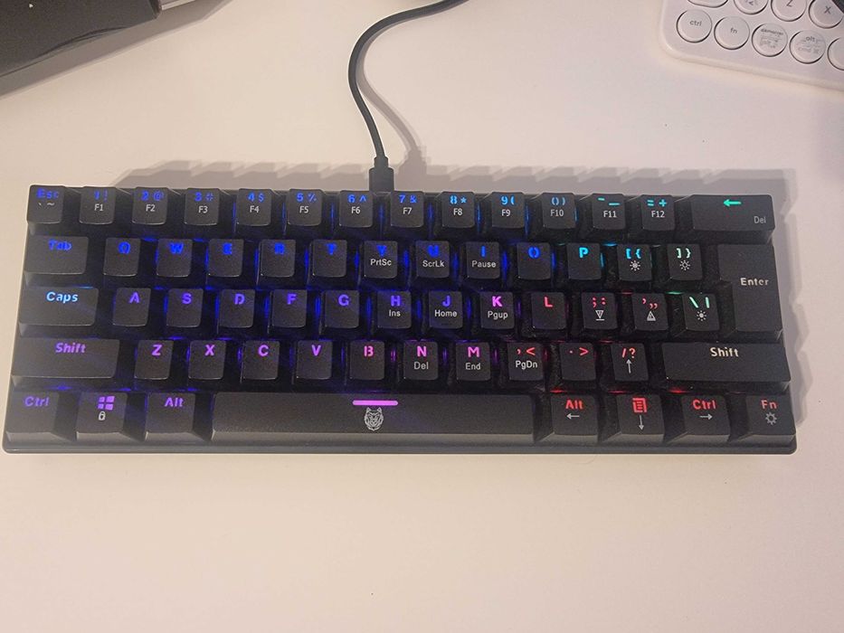 tastatura gaming mecanica ck62 rgb