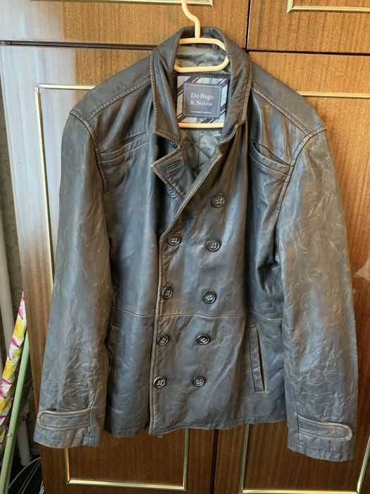 Продавам дрехи нови и някои от тях по един два пъти обличани