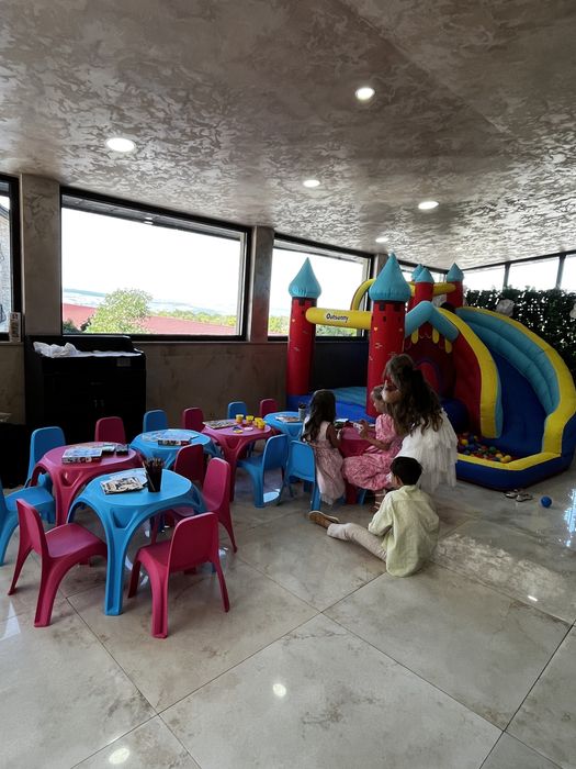 Kids corner/tobogan gonflabil/animatori socio-educativa/minnie&mickey