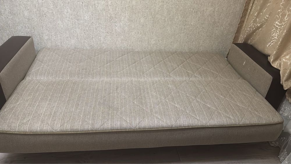 Продаю диван б/у