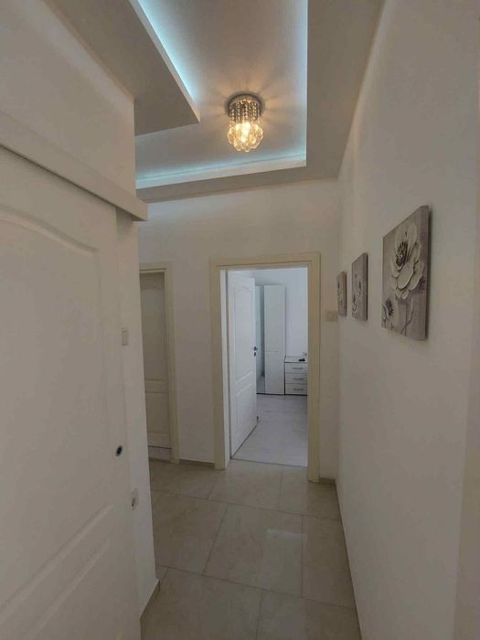 Дава се под наем Тристаен апартамент в София, Център - 68 кв.м за 797.64 € - Снимка #12