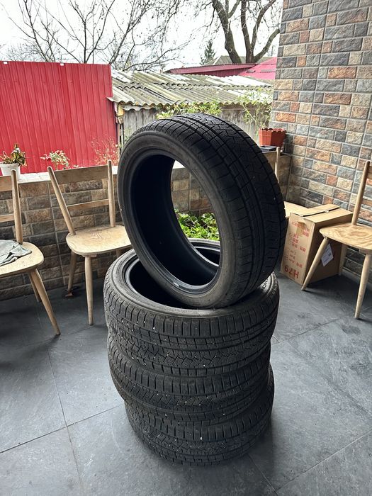 Cauciucuri iarna 225/45/18 dot 2023