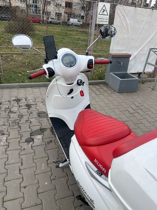 Scuter 125 cm3 Kuba Briiliant alb 2024 bord digital portbagaj Glovo