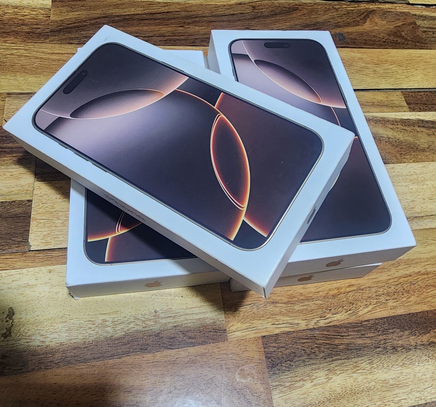 IPhone 16 pro max 512 gb sotiladi