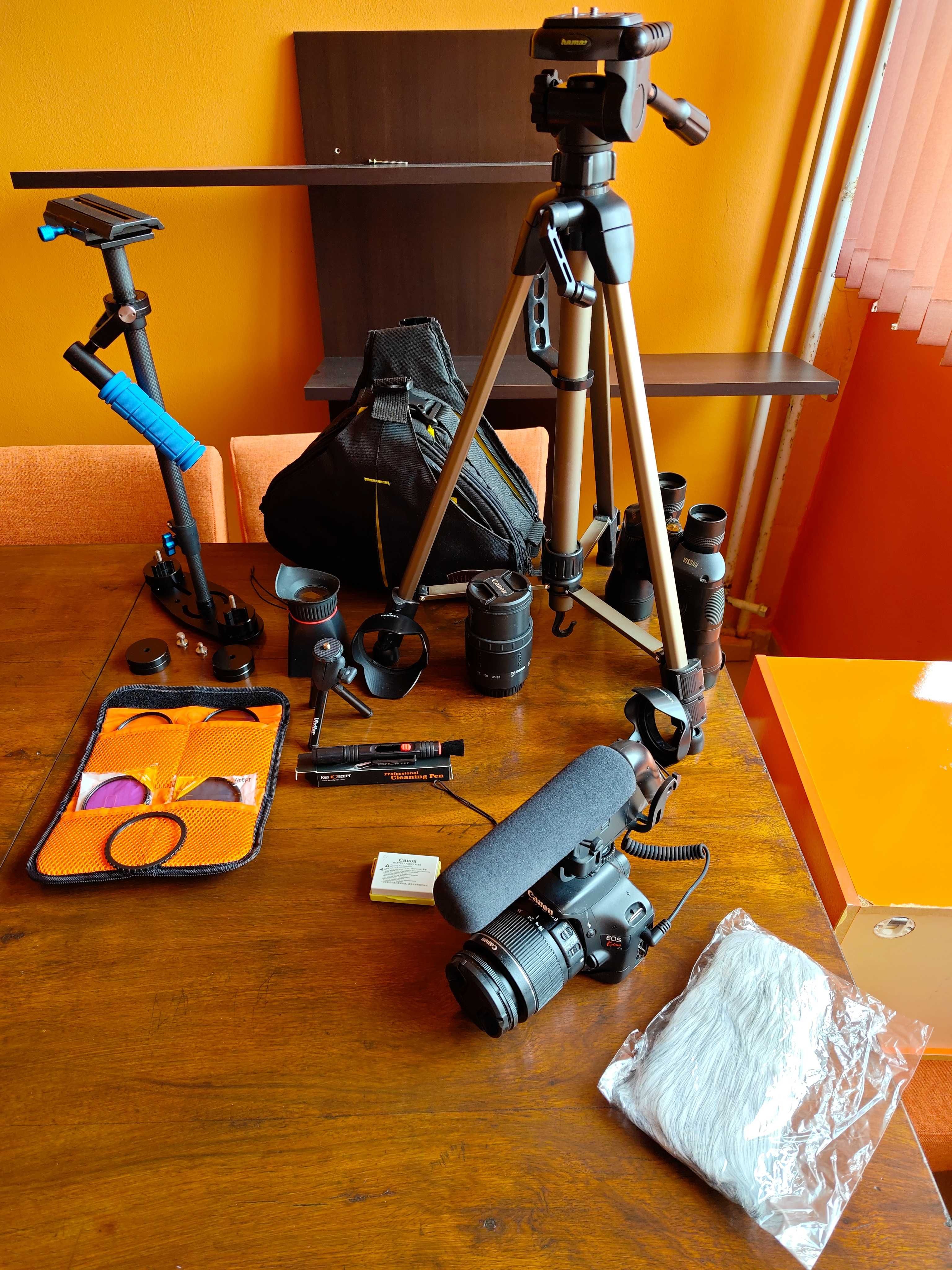 Canon Kiss X4 DSLR камера и аксесоари