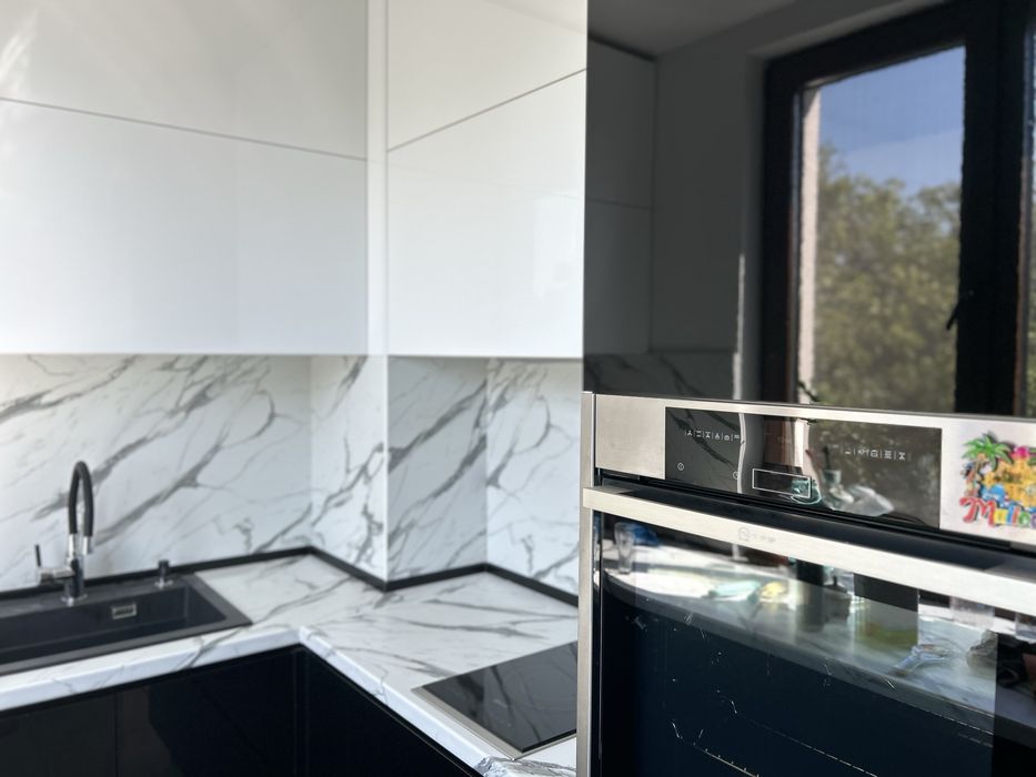 Продава се Тристаен апартамент в София, Левски - 89 кв.м за 2877 €/кв.м - Снимка #17