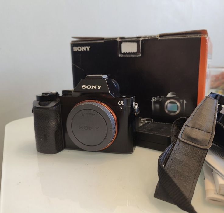 Камера sony a7 , 2 объектива в комплекте