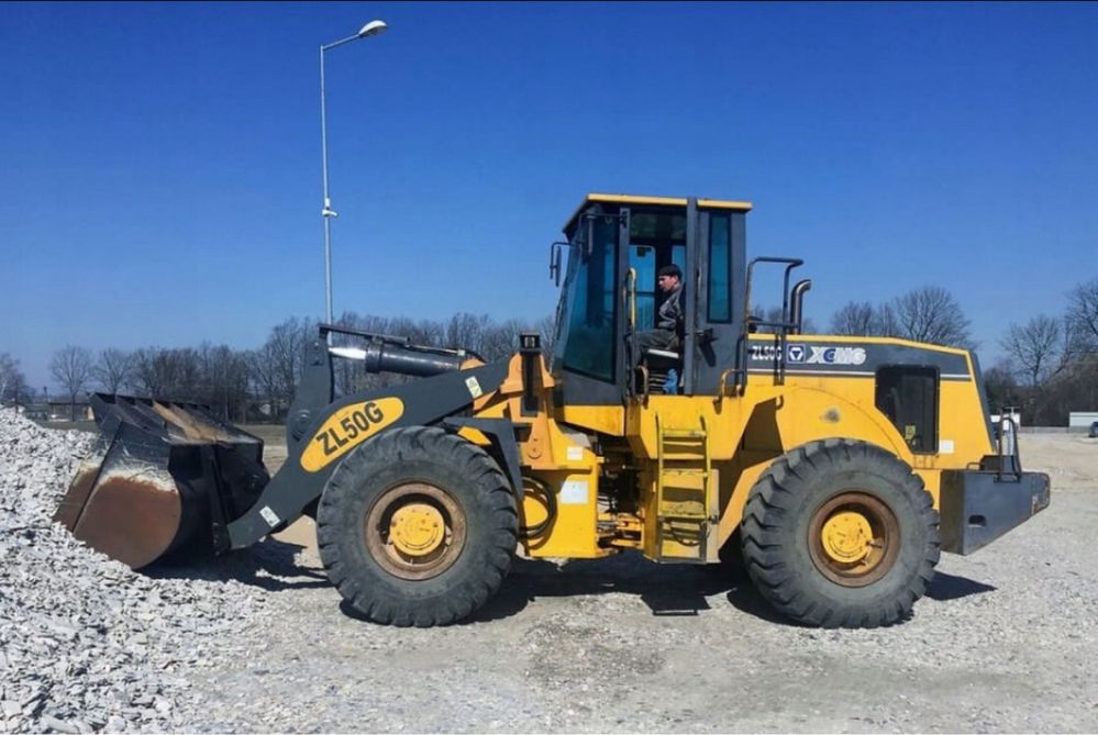 Сдается в аренду фронтальный погрузчик  XCMG ZL50G ,3 куб