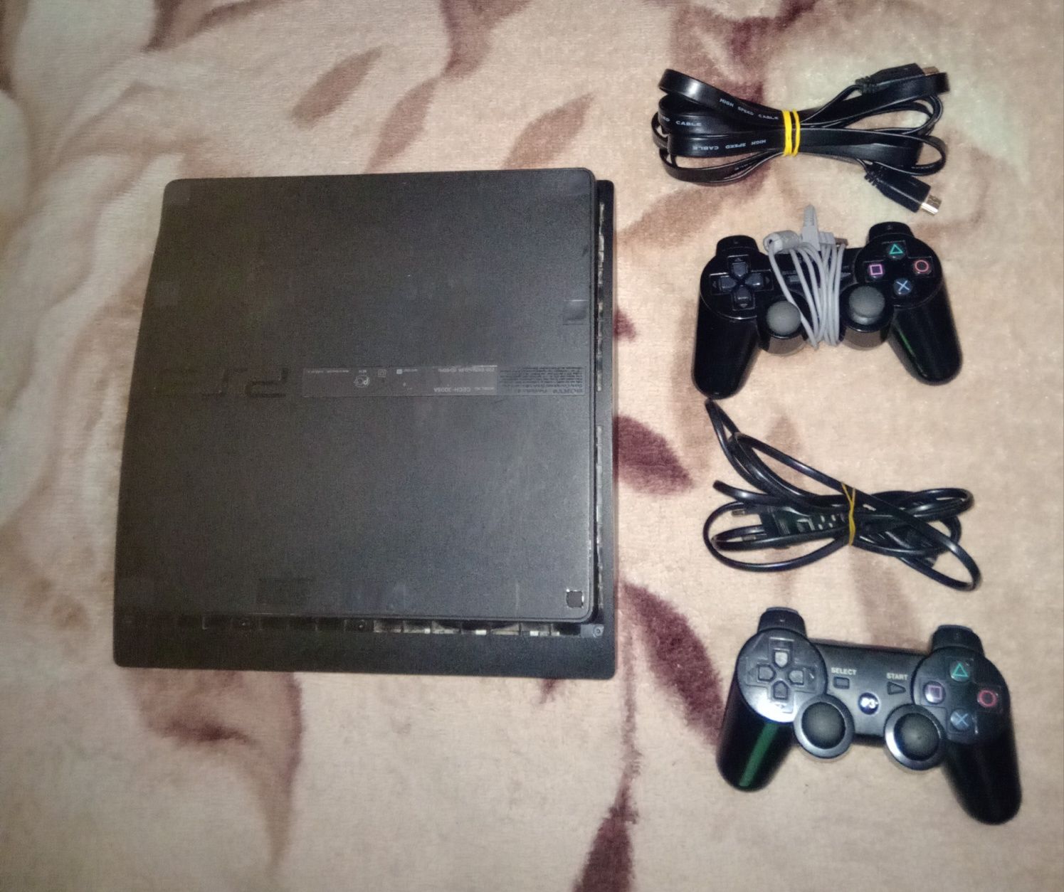 PlayStation 3 не дорого продаю