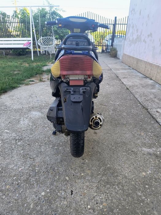 Vând scuter 50cc 4t