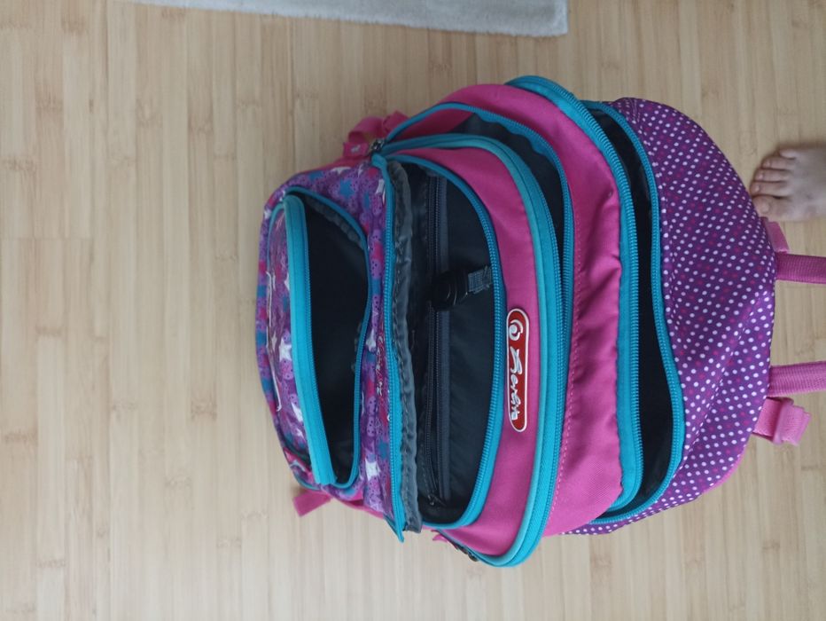 Ghiozdan pentru fete