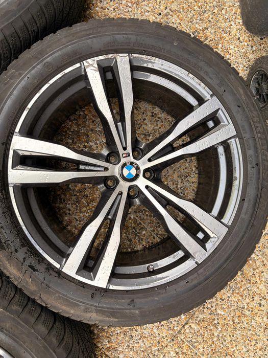 Jante BMW cu cauciucuri de iarna