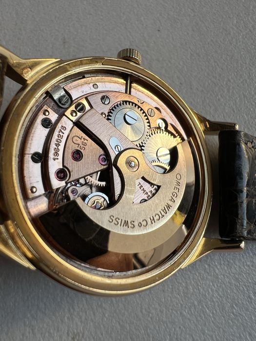 18 k aur roz Omega Constellation Pie Pan Automatic cal.561 ref.168.005