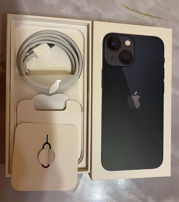 Продам Айфон 13 mini 256 G