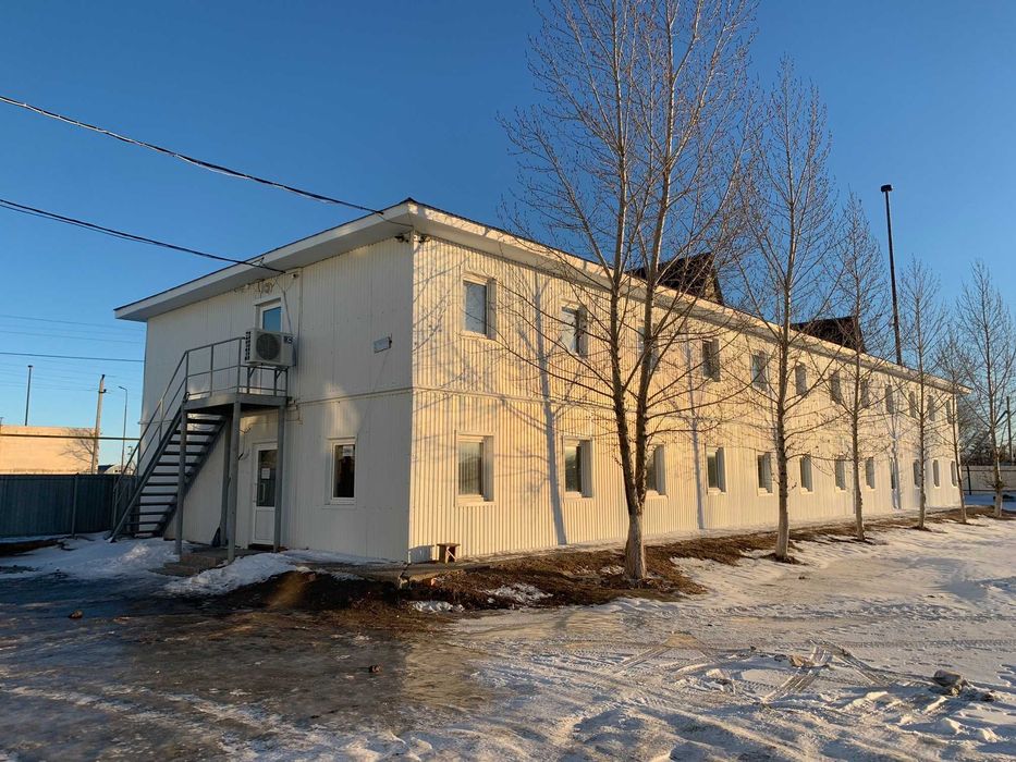 Сдаются в аренду кабинеты с мебелью.