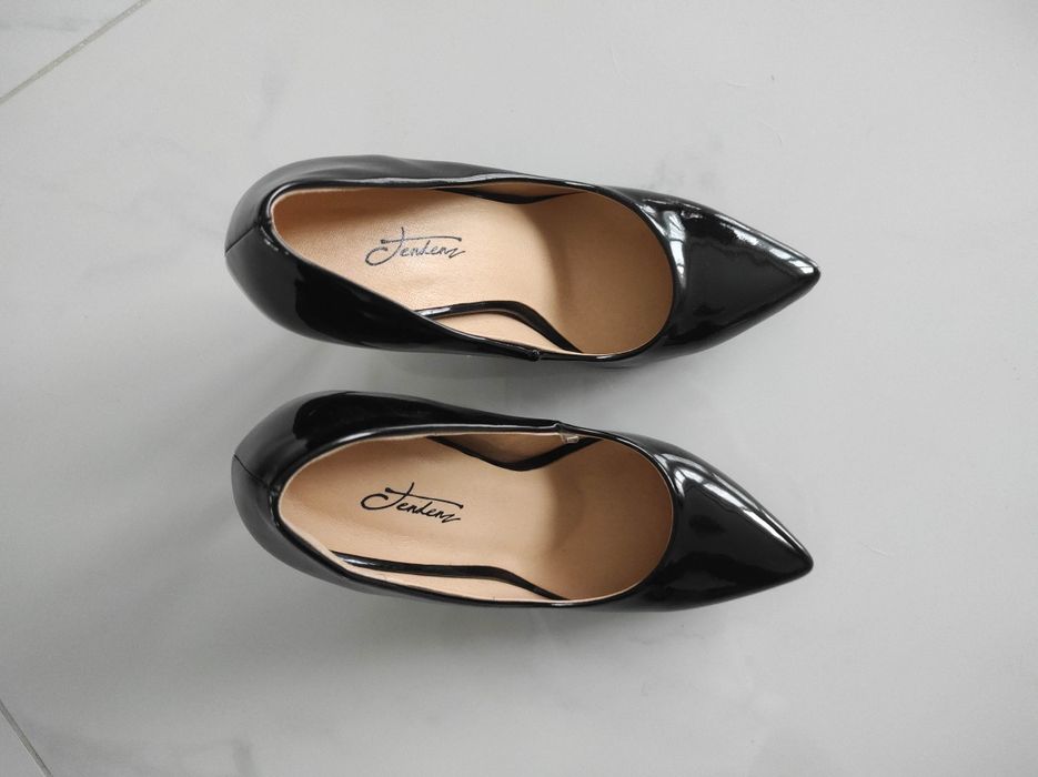 Елегантни обувки