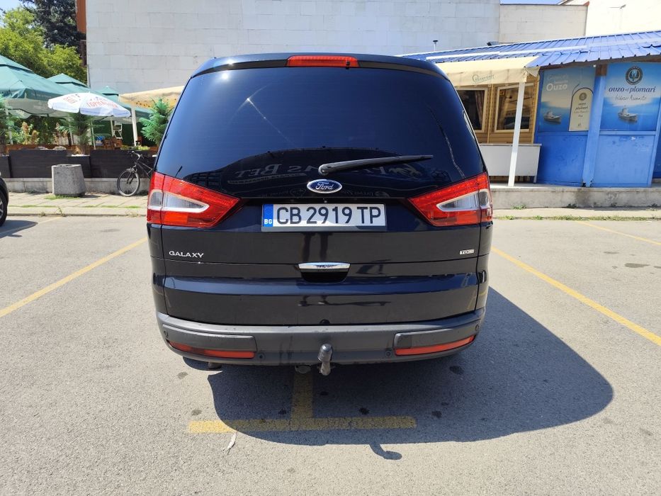 Ford Galaxy GHIA