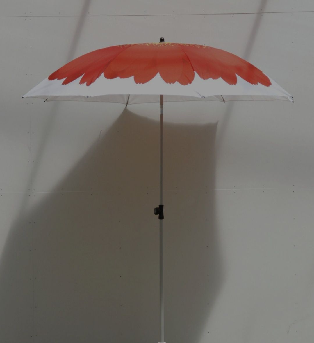 Пляжный зонт сверхпрочный