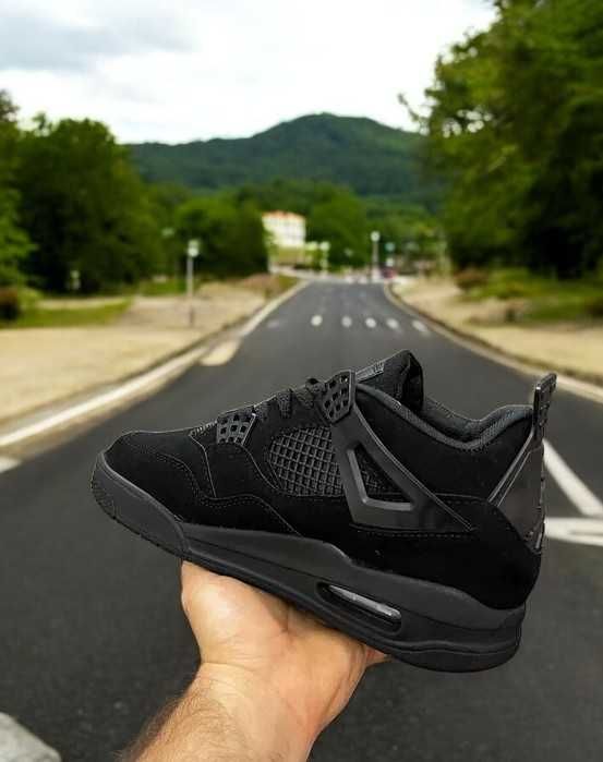 Adidasi Nike Jordan 4 Retro Black cat - Adidasi Unisex Noi