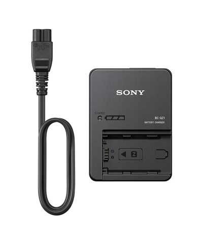 SONY 6700 kit 18-135 / 2 batareyka zaeyadchik