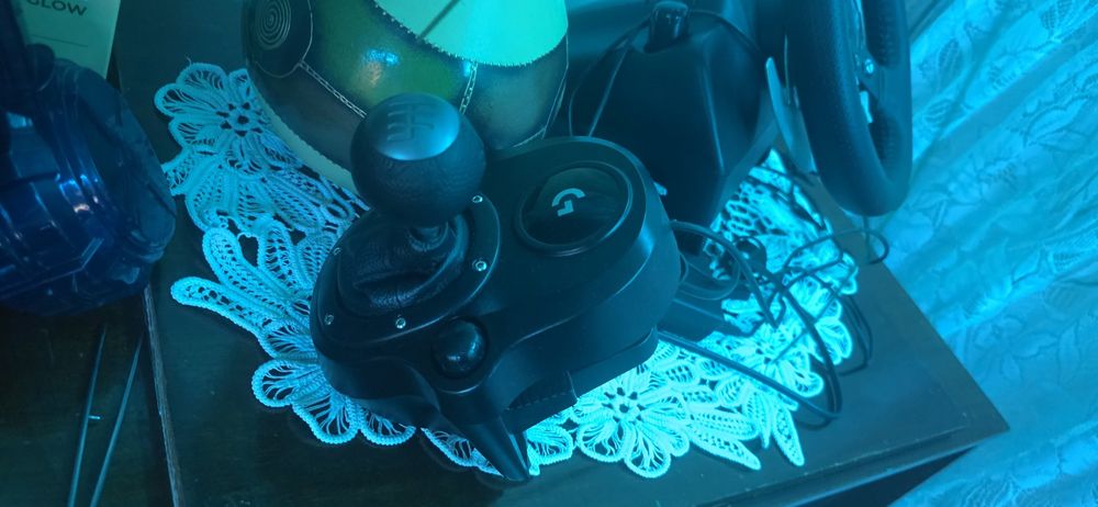 Volan gameing loghitech g920