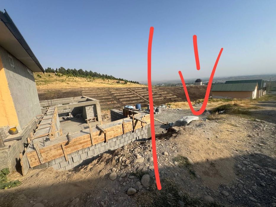 Dachaga Quruq yer sotiladi