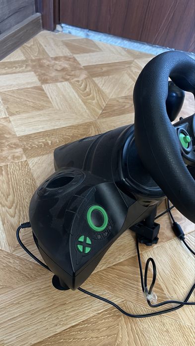 Продавам този волан esperanza nitro