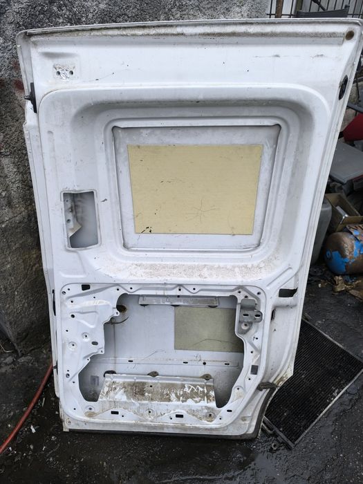 Usa culisanta dreapta Caddy 3