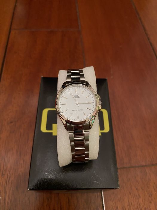 Ceas dama Q&Q nou