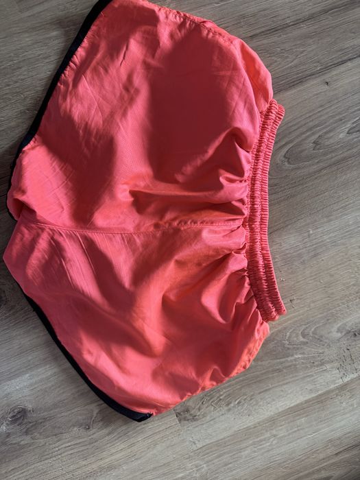 Дамски бански найк