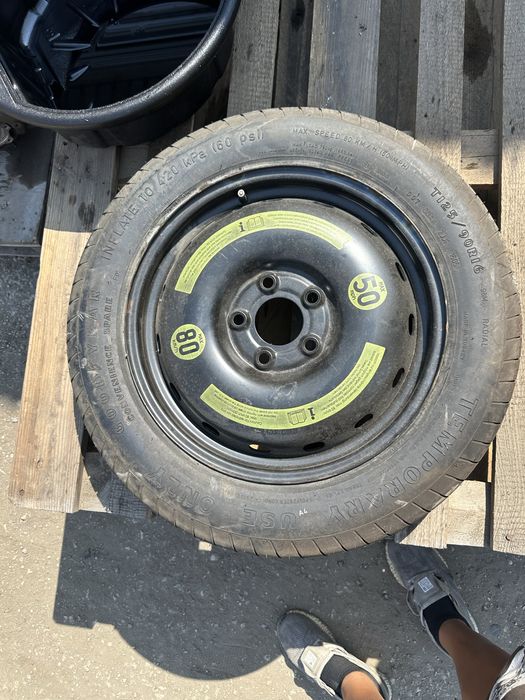 Резервна гума патерица за Mercedes 125 90 16 B C класа w245 Et32