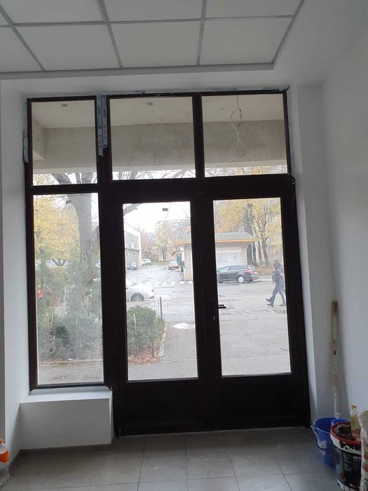 Inchiriez spatiu comercial