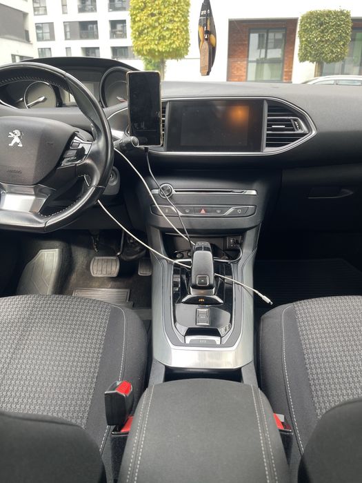 Peugoet 308 1.5 hdi gt line 2019