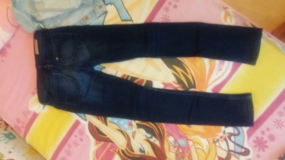 Лот от дънки и елече