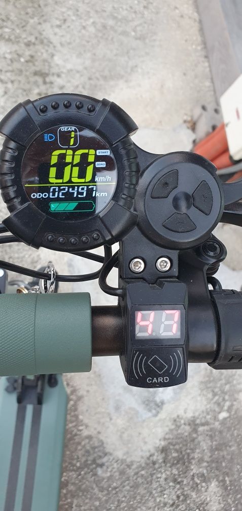 Тротинетка Vsett 8 перфектно състояние