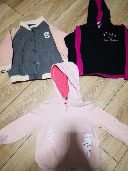 Hanorac fetita marimea 98, 104-110,4-5ani